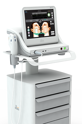 Tratamentul personalizat se realizeaza cu aparatul Ulthera care foloseste ultrasunetele in combinatie cu tehnologia DeepSEE, ce permite specialistului sa vizualizeze cum este tratat tesutul tinta pe tot parcursul procedurii.
